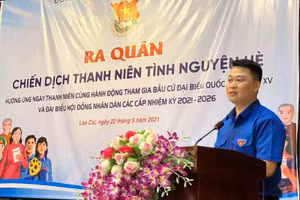 Anh Hà Đức Minh - Bí thư tỉnh Đoàn Lào Cai phát biểu tại Lễ ra quân (Ảnh: Tỉnh đoàn Lào Cai).