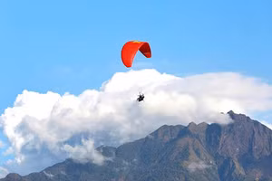 Giải dù lượn Putaleng được tổ chức vào năm 2020