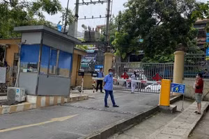 Bệnh viện Đa khoa Hòa Bình vẫn hoạt động bình thường.