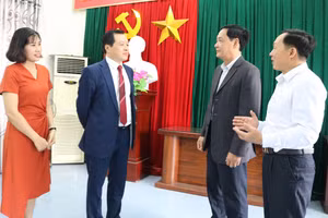 Các đại biểu tham dự hội nghị 