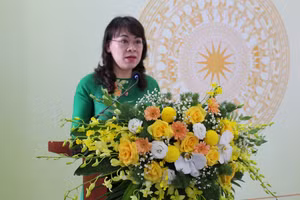 Bà Nguyễn Thị Mai, Giám đốc Sở Văn hoá, Thể thao&Du lịch phát biểu tại lễ khai mạc. 