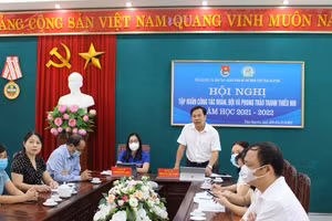 Ông Nguyễn Đức Thịnh, Phó Giám đốc Sở GD&ĐT Thái Nguyên phát biểu tại Hội nghị.