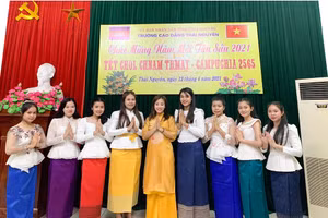 Tết Chol Chnam Thmey (Campuchia) tại trường Cao đẳng Thái Nguyên.