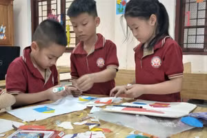 Học sinh tự do sáng tạo không gây căng thẳng, áp lực.