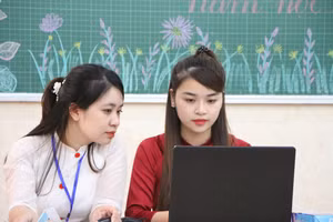 Các trường của quận Hà Đông đều đã chuẩn bị sẵn sàng các điều kiện về hạ tầng kỹ thuật để tham gia Hội nghị trực tuyến "Bộ trưởng Bộ GD&ĐT gặp gỡ các nhà giáo, cán bộ quản lý, nhân viên ngành Giáo dục đào tạo năm 2023". Ảnh minh họa: Đình Tuệ.