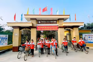 Mô hình cổng trường an toàn đã và đang được thực hiện thành công tại Trường THCS Trực Thái (Trực Ninh, Nam Định). 