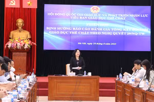 Thứ trưởng Ngô Thị Minh - Trưởng Tiểu ban Giáo dục thể chất, Hội đồng Quốc gia Giáo dục và Phát triển nhân lực chủ trì phiên họp. 