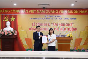 ĐH Kinh tế Kỹ thuật Công nghiệp có tân Phó Hiệu trưởng