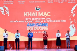 Khai mạc Hội thi Olympic toàn quốc 'Ánh sáng soi đường'