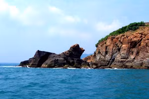 Mũi Nghê nhìn từ xa.