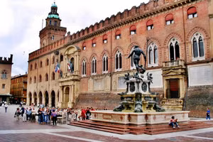 Đại học Bologna - biểu tượng của sự cổ kính