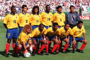 Đội tuyển quốc gia Colombia tham dự World Cup 2014 (ảnh phải).