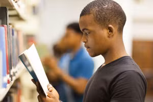 Nhiều cử nhân Nigeria thất nghiệp vì thiếu kỹ năng làm việc.