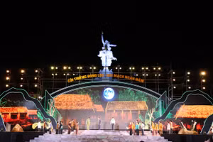 Chương trình nghệ thuật "Cõi thiêng Đồng Lộc - Nối mạch ngàn năm".