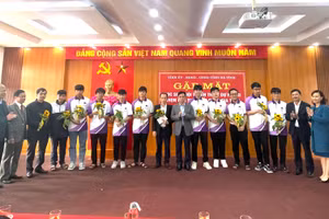 Đội tuyển Toán có 8/10 học sinh lọt vào vòng 2 kỳ thi chọn đội tuyển Olympic quốc tế.