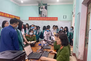 Hà Tĩnh: Lập tổ lưu động đến tận trường làm thẻ căn cước công dân cho học sinh