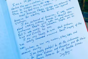 Bức thư của ông Jay Gray - du khách người Mỹ.