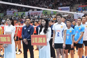 Hà Tĩnh khai mạc Giải bóng chuyền vô địch quốc gia.