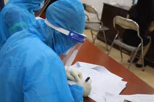 Hà Tĩnh: Hai bé gái 2 tuổi trong khu vực phong tỏa mắc Covid-19