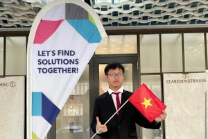 Em Đinh Cao Sơn - HCV Olympic Hóa học 2023.