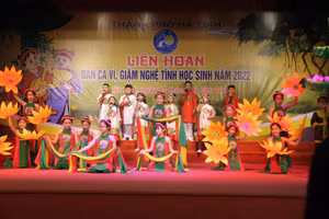 Bế mạc Liên hoan dân ca ví, giặm Nghệ Tĩnh học sinh năm 2022.