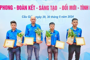 Chân dung 4 thanh niên dũng cảm đập tường cứu người trong vụ hoả hoạn. (ảnh: KTĐT)