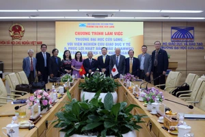 Quang cảnh buổi làm việc.