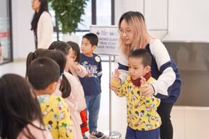 Nhiều ý kiến cho rằng, trường phù hợp nhất chính là trường tốt nhất với trẻ.