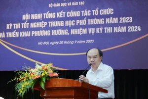 GS.TSKH Đỗ Đức Thái, phát biểu tại Hội nghị tổng kết công tác tổ chức Kỳ thi tốt nghiệp THPT năm 2023 và triển khai phương hướng, nhiệm vụ Kỳ thi năm 2024.