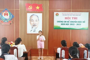 Học sinh Trường tiểu học Trần Hưng Đạo (Đắk Lắk) trong Hội thi Chúng em kể chuyện Bác Hồ.