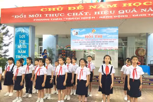 Hội thi Nghi thức đội - chỉ huy đội giỏi tại Trường tiểu học Bình Hoà 2 (Thuận An, Bình Dương).