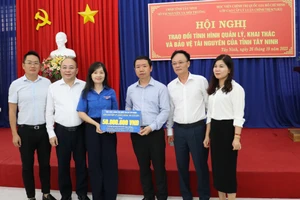 Học viện Chính trị quốc gia Hồ Chí Minh, Lớp cao cấp chính trị K73B22 trao học bổng cho học sinh nghèo vượt khó của huyện Bến Cầu, tỉnh Tây Ninh.