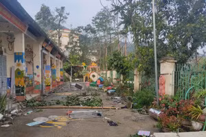 Trường học trên địa bàn huyện Bảo Lạc ( Cao Bằng) cũng bị ảnh hưởng bởi dông lốc gây ra.