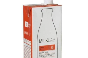 Ngày 1/9, lệnh thu hồi sữa hạnh nhân Milk Lab 1L đã được ban hành trên khắp các siêu thị, cửa hàng thực phẩm ở tiểu bang nước Úc vì lo ngại loại sữa này đã bị nhiễm vi khuẩn.