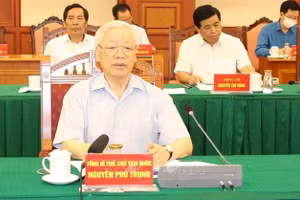 Tổng Bí thư, Chủ tịch nước Nguyễn Phú Trọng chủ trì họp Tiểu ban Văn kiện Đại hội XIII của Đảng. Ảnh: TTXVN