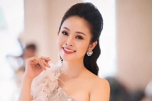 MC Thùy Linh.