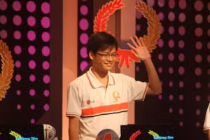 Á quân Đường lên đỉnh Olympia năm thứ 12 Thân Ngọc Tĩnh.