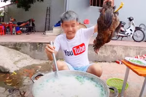 Con trai bà Tân vlog đã bị Sở Văn hóa Thể thao và Du lịch Bắc Giang vào cuộc sau vụ nấu cháo gà nguyên lông.