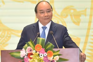 Thủ tướng Nguyễn Xuân Phúc phát biểu chỉ đạo Hội nghị triển khai nhiệm vụ ngân hàng năm 2021. - Ảnh: VGP/Quang Hiếu