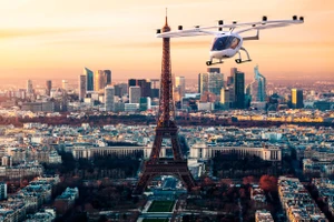 VoloCity do công ty Volocopter của Đức sản xuất được thiết kế để cất cánh và hạ cánh thẳng đứng giống máy bay không người lái (VTOL). (Ảnh: Volocopter)