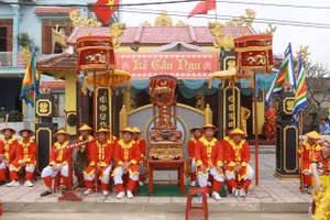 Lễ hội cầu ngư của ngư dân làng biển Cảnh Dương, Quảng Bình.