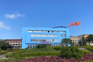 Trường ĐH Quảng Bình trước đó xảy ra tình trạng nợ lương gần 140 cán bộ, giảng viên. 