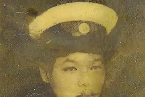 Một hình ảnh được cho là của liệt sĩ được phát hiện. Ảnh: Xuân Diện