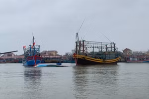 Cơ quan chức năng đang tìm kiếm 3 ngư dân mất tích. Ảnh minh họa 