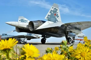 Su-57.