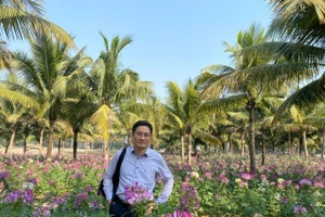 Thầy Bùi Văn Ngọc – Hiệu trưởng Trường THPT Văn Lãng – huyện Văn Lãng, tỉnh Lạng Sơn. Ảnh NVCC.
