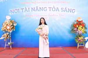 Cô Đặng Thị Phượng – giáo viên môn Tiếng Anh – Trường Phổ thông liên cấp Phenikaa (TP. Hà Nội).