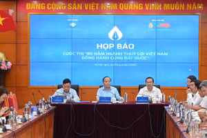 Quang cảnh buổi họp báo.