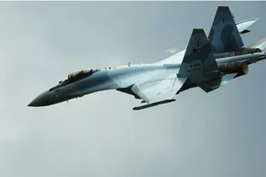  Truyền thông Mỹ lại đánh giá Su-35S của Nga vượt trội hơn F-22 Raptor