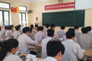 Một tiết học của học sinh lớp 12 Trường THPT Phúc Trạch (Hà Tĩnh).